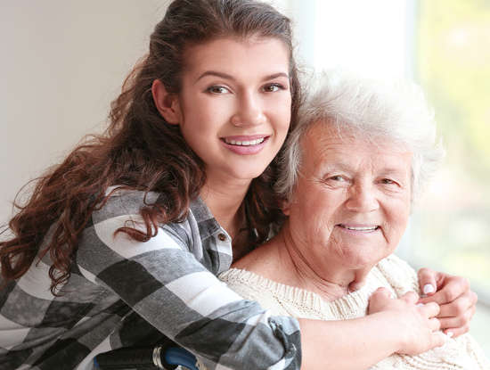 badante per alzheimer con anziana