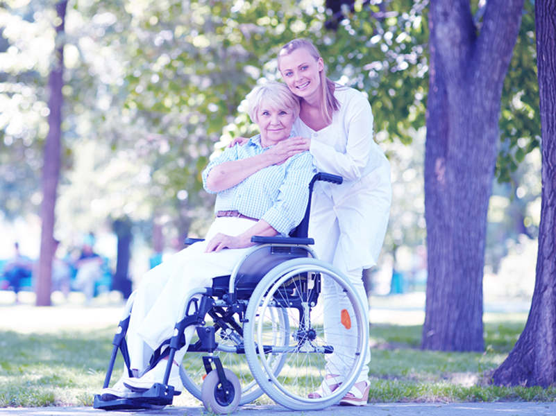 aiuto diurno domiciliare per anziani con patologie neurodegenerative