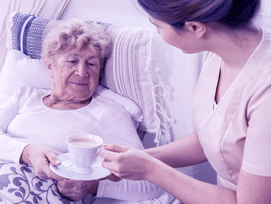 badante mezza giornata serve la prima colazione