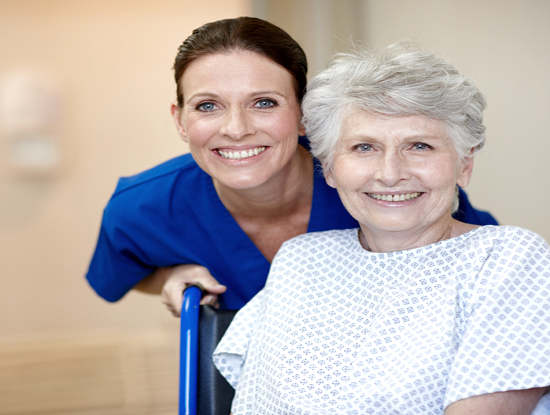 caregiver assunta con aiuti economici per assistenza